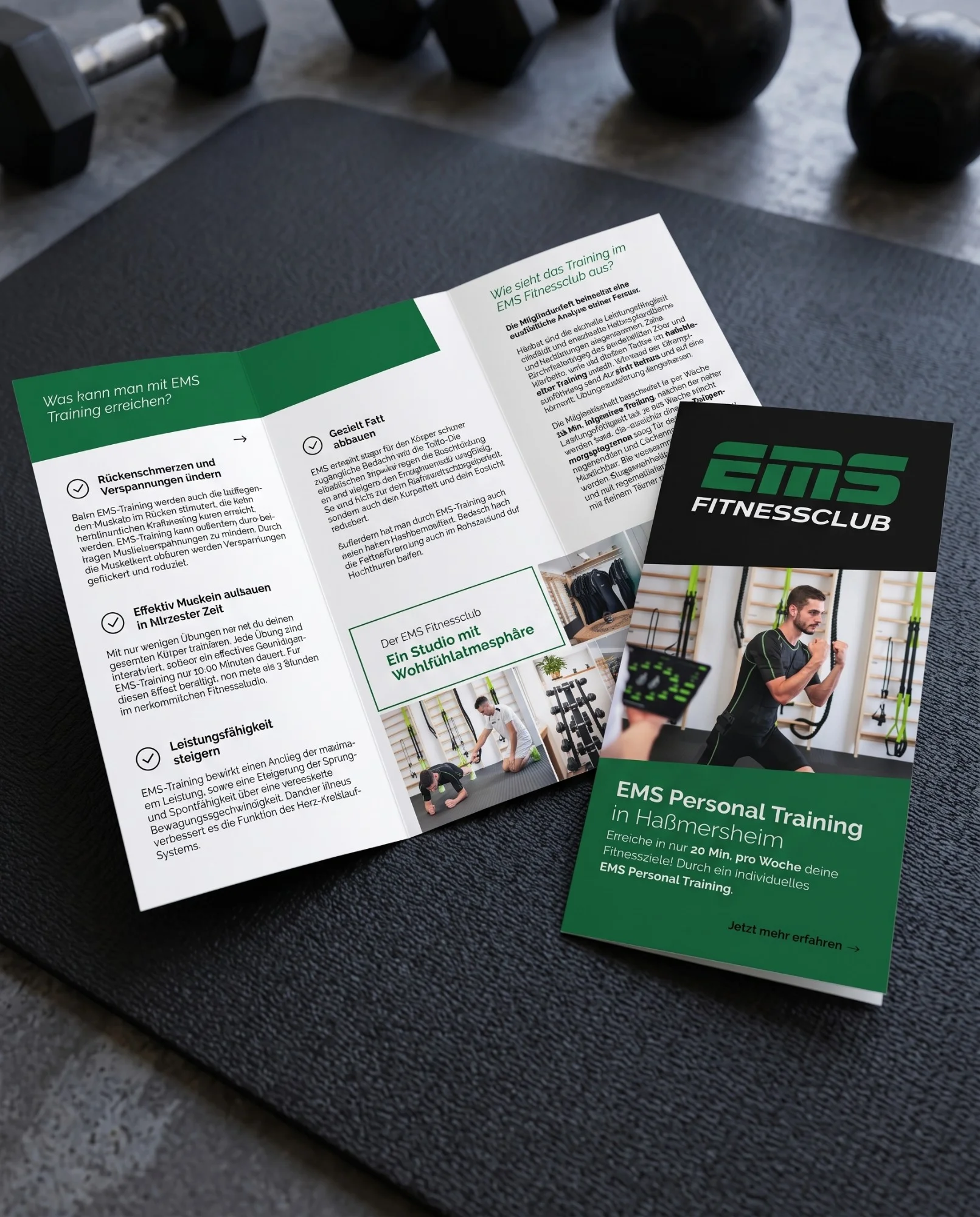 EMS Fitnessclub – Print-Design – Foto 1 von 3