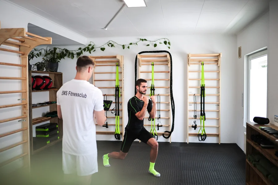 EMS Fitnessclub – Fotografie – Foto 24 von 31
